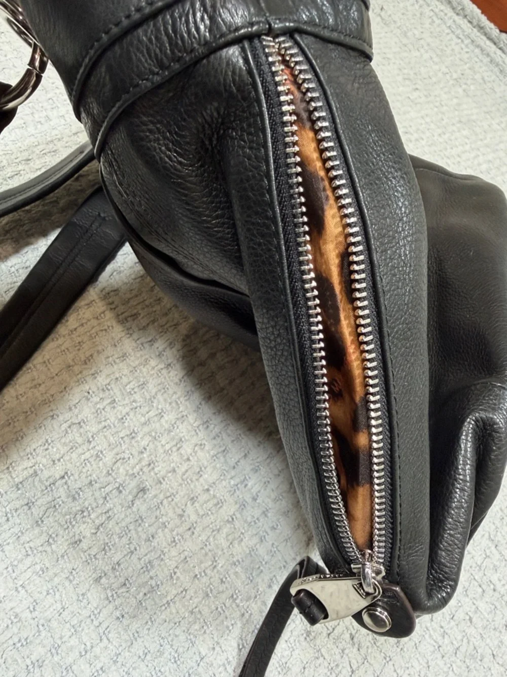 B. Makowsky Leather Hobo Shoulder Bag Black Silver Hardware Leopard Print Purse